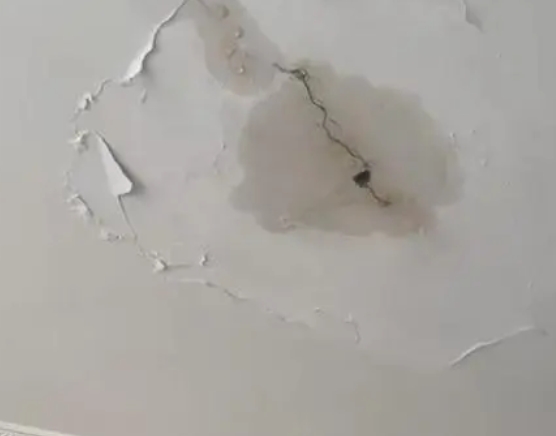海丰阳台漏水维修公司分享下屋面防水工程质量问题原因分析